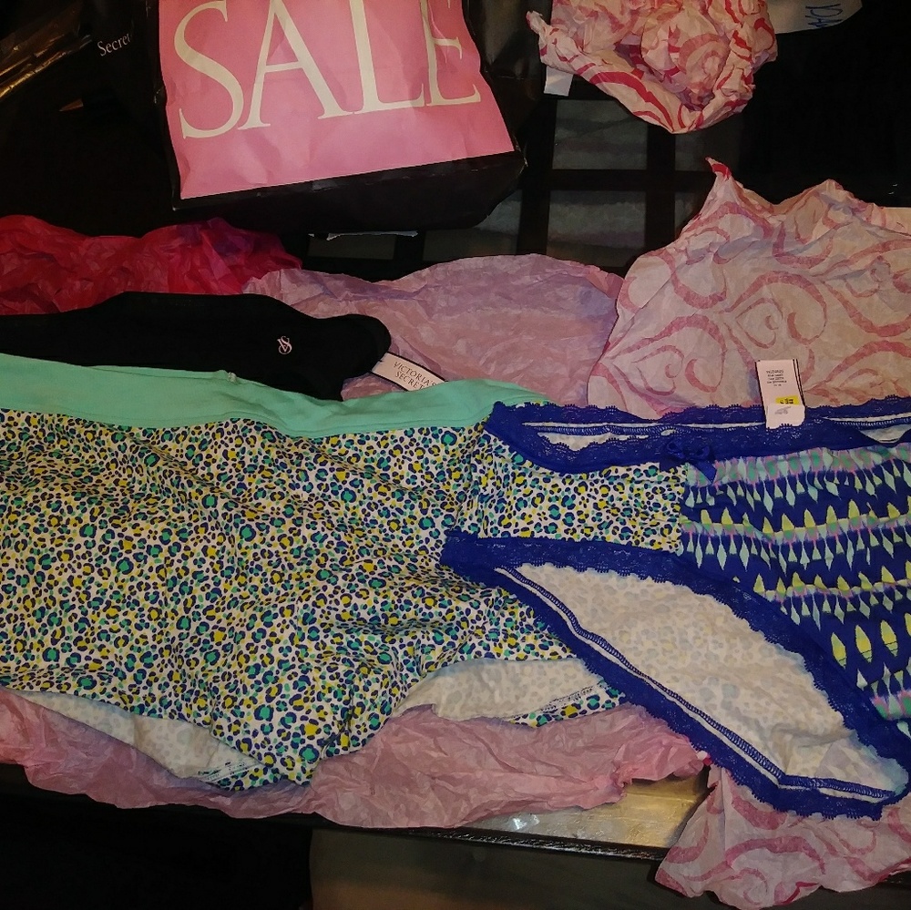Victoria sercert panties brand new